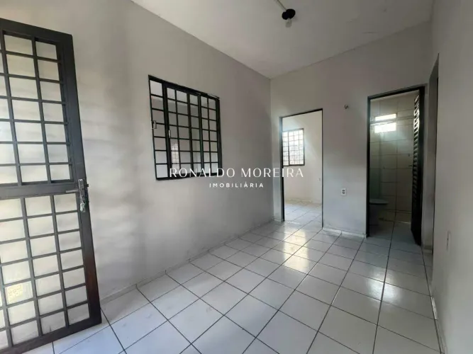 Casa Comercial ou Residencial para Locação no Bairro Ilhotas - Teresina - PI