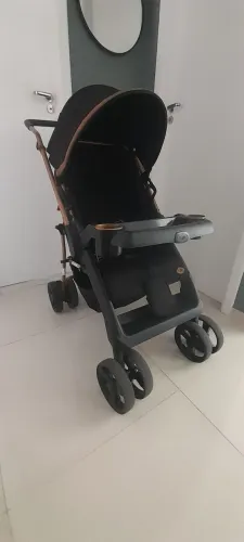 Carrinho de Bebê Tutti Baby Bolt Reversível <br>Passeio e Berço Guia Reversível