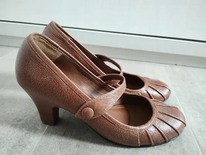 Sapato Boneca Corello Caramelo 34 Salto Seminovo