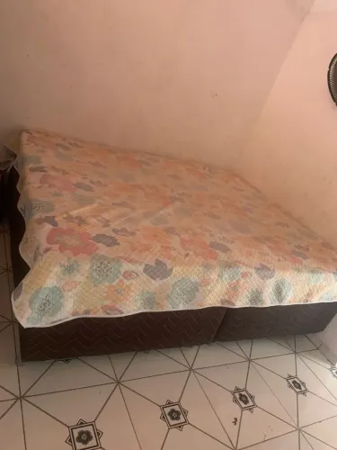 Vendo cama queen Box casal 350 