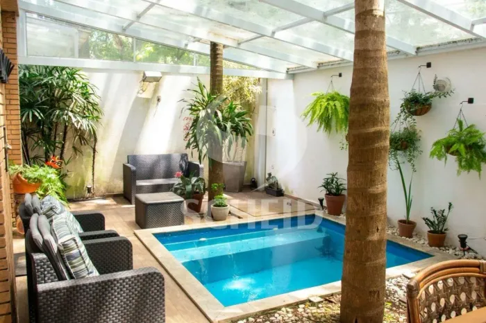Casa em condomínio Alto da Boa Vista com segurança presencial !