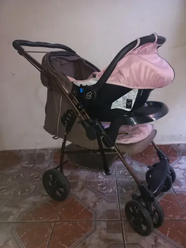 Kit Carrinho + Bebê Conforto Galzerano Milano Reversível II - Usado