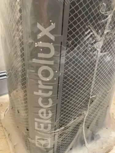 Ar condicionado Split Eletrolux 12.000 BTUS 220w 60 HZ