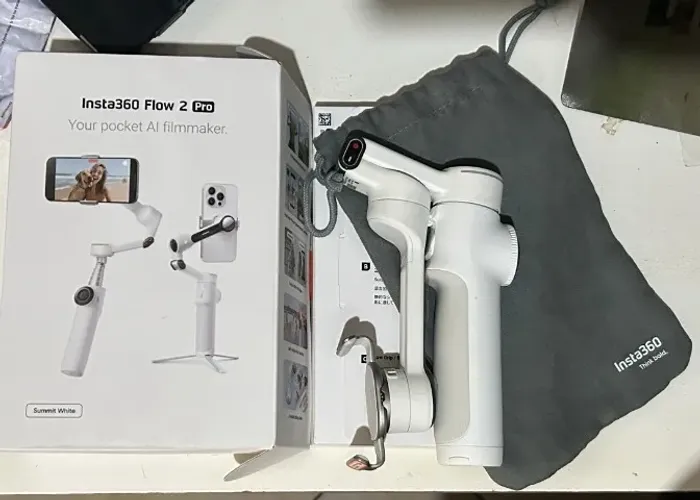 Estabilizador Celular Insta360 Flow 2 - novinho