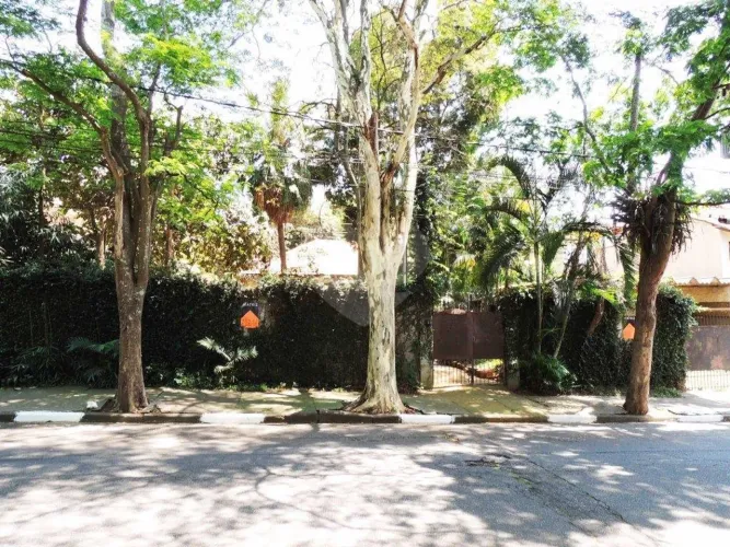 Terreno à venda em Alto da Boa Vista, São Paulo - SP