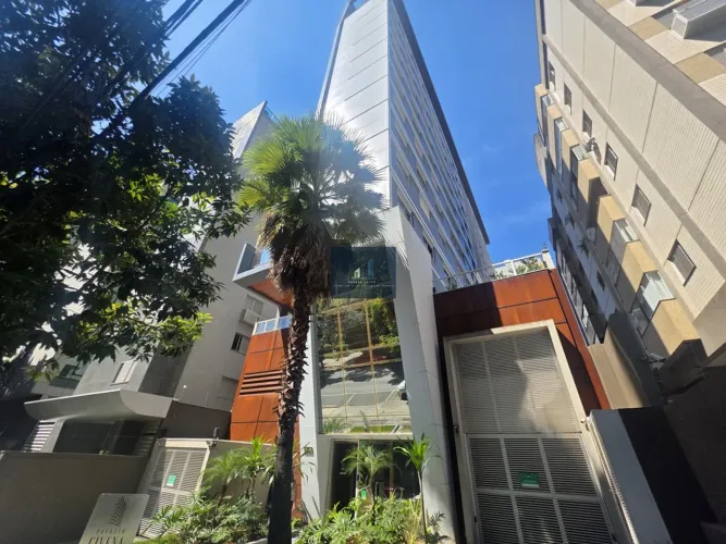 VENDO APTO NO SANTO AGOSTINHO - 121M2 - 3 QUARTOS (1 SUÍTE) COM ARMÁRIOS E AR-CONDICIONADO