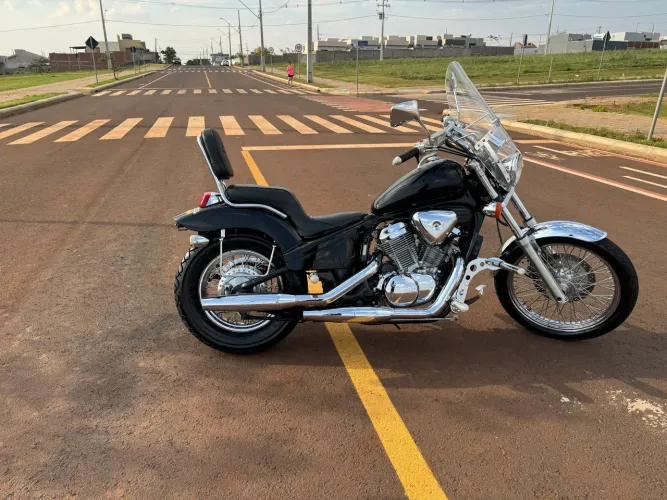 Honda Shadow 600 excelente estado