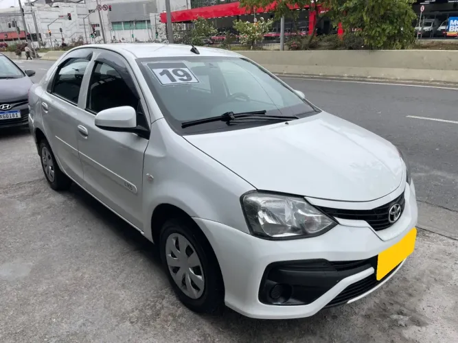 Toyota Etios X Sedan 1.5 Flex 16V 4P Aut. 2018