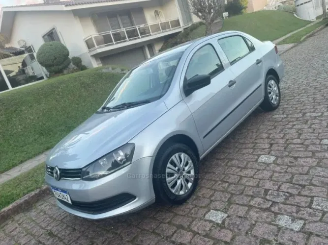 Voyage 1.0 ano 2015 leia