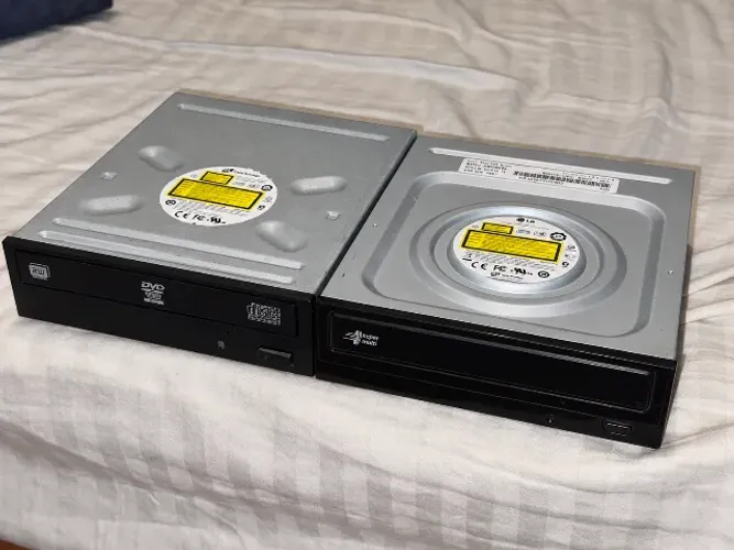 Lote 2 gravadores de DVD internos LG + HLDS