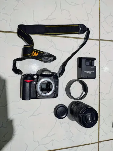 Camera fotográfica Nikon