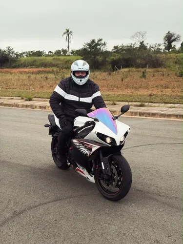 Yamaha YZF R-1 1000 2013