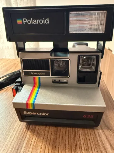 Câmera Polaroid Supercolor 635