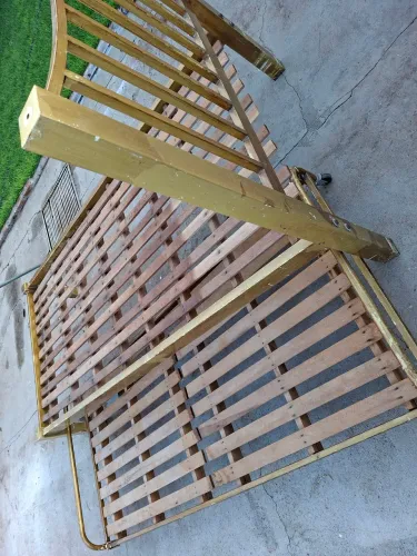 Cama de ferro + cama auxiliar  reforçada