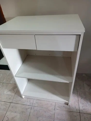 Cômoda branca