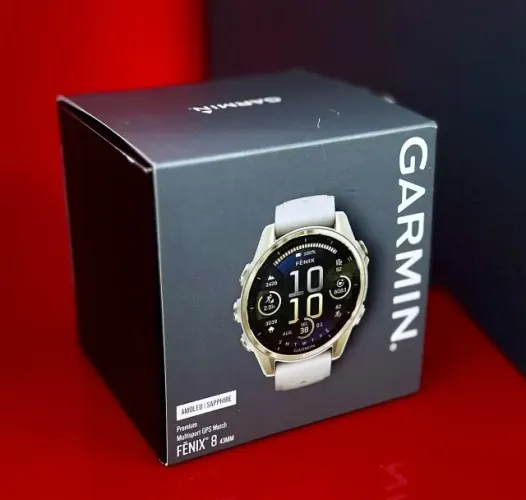Garmin Fenix 8 Amoled Sapphire - 43mm - GOLD/SAND - Produto Novo com Garantia da Loja