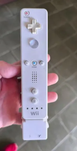 Wii Remote Original com sensor funcionando perfeitamente na TILTY'S GAMES