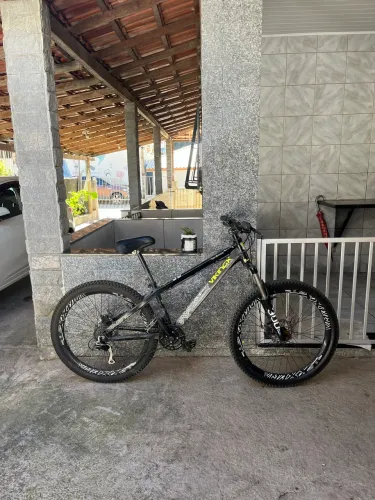 Bicicleta Viking Tuff 30 Full