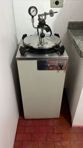 Autoclave Vertical Analógica 18L 220volts