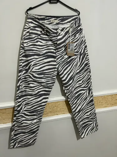 Calça animal print zebra - Hering TAM. 42