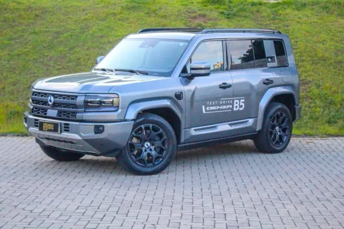 Denza B5 SUV híbrido plug-in 2027