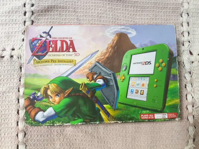 Nintendo 2DS The Legend of Zelda? Ocarina of Time 3D Edição Limitada