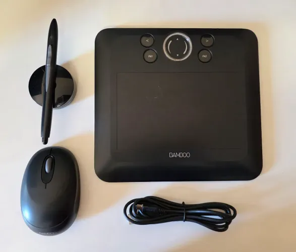 Mesa Digitalizadora Wacom Bamboo CTE-450 - Completa e Funcionando