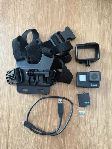 GoPro Hero 7 Black Completa Cartão 128gb Suporte Peito e 2 Baterias
