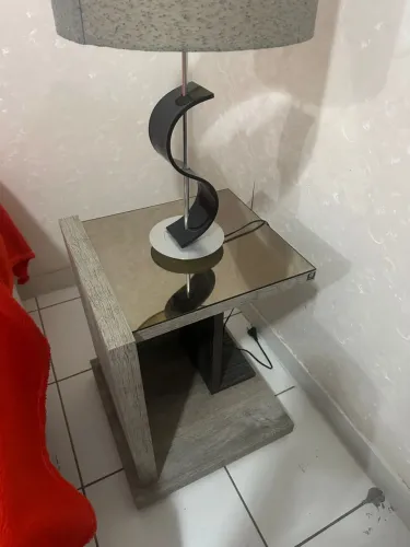 ABAJUR E MESINHA