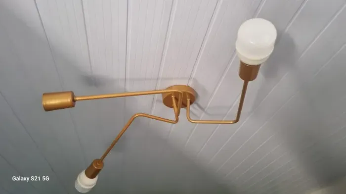 Lustre moderno minimalista dourado para 3 lâmpadas - 2 unidades