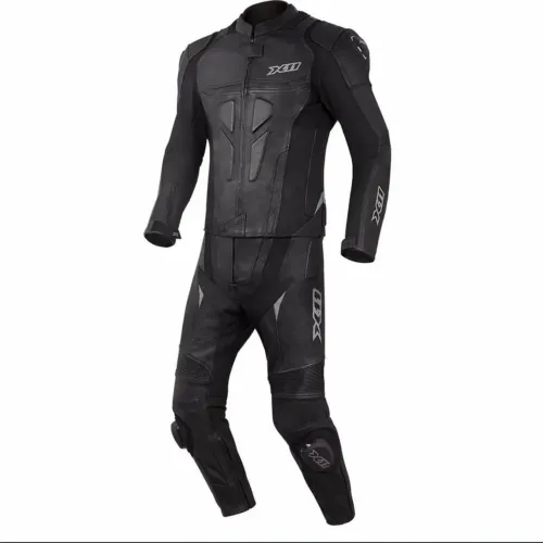 Macacão X11 Speed 2 - 2 Peças Preto - tamanho M - ótimo estado