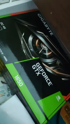 Placa de Vídeo Gigabyte GeForce GTX 1650 D6 OC 4GB GDDR6 128-bit