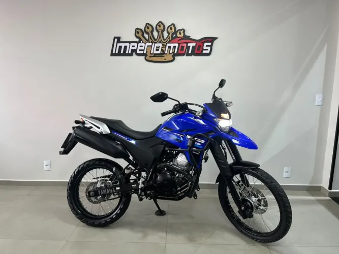 XTZ 250 LANDER (TODA REVISADA MANUAL E CHAVE COPIA)