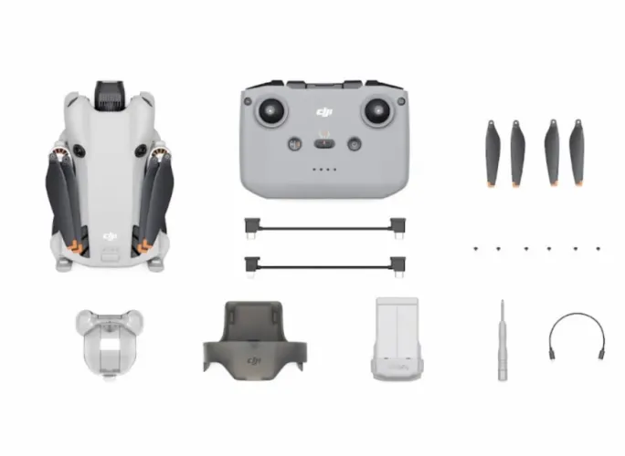 Drone DJI mini 4 pro com flay more