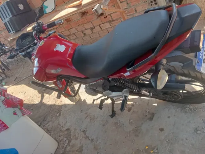 Vendo Moto fan cg160 ano 2019 os intessados me chma no pv que darei meu número pra contat