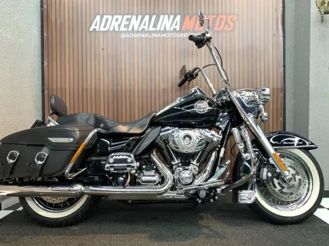 HARLEY DAVIDSON ROAD KING CLASSIC