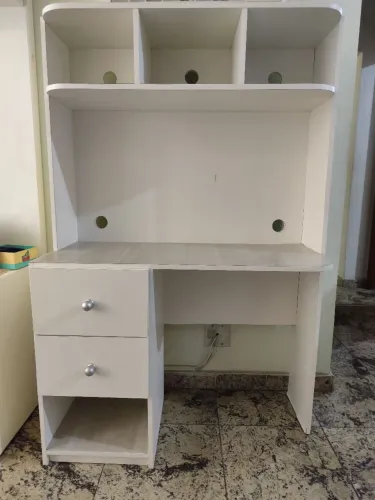 Vendo escrivaninha