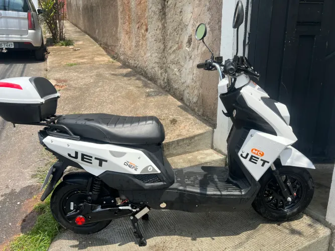 Scooter elétrica 