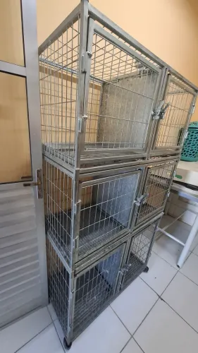 Canil de Ferro Galvanizado com 6 Baias - SUPER RESISTENTE