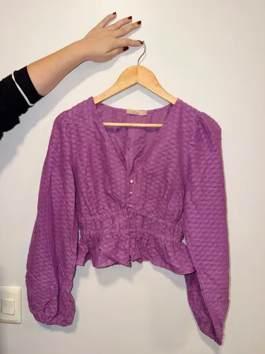 Desapego Feminino P/M- Vestidos e Blusa em Ótimo Estado | R$ 50 cada