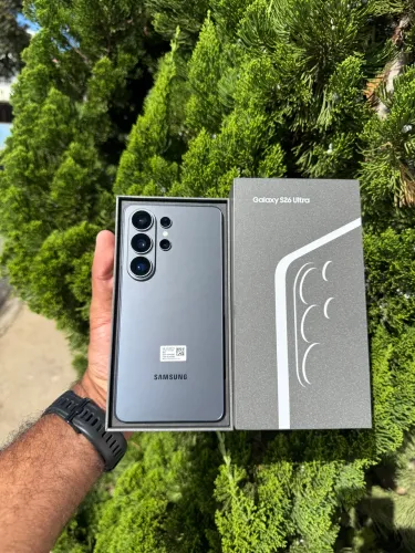 Vendo ou troco Samsung s26 Ultra 512 Gb de memória 12 gb de ram disponível aparelho novo