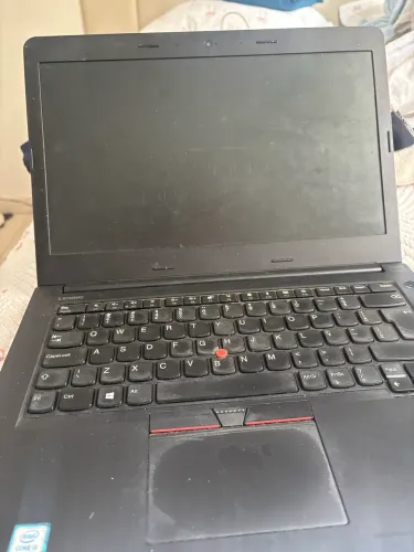 Vendo computador Lenovo E470 thinkpad I3 usado 