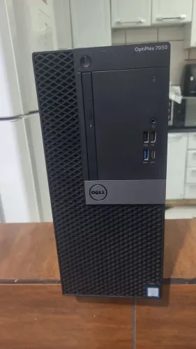 Cpu dell optiplex 7050 i5-7500 ssd 256GB funcionando perfeitamente. Leiam a descrição!