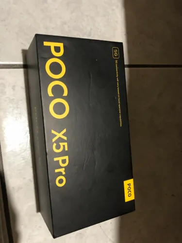 Poco x5 pro tela quebrada