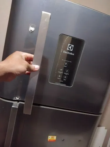 GELADEIRA ELECTROLUX FROST FREE