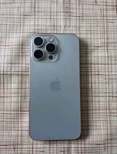 iPhone 15 pro Max 256gb impecável