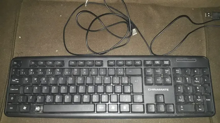 Teclado e mouse e mouse ped