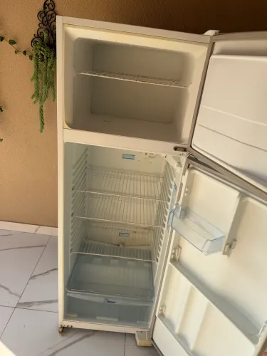 geladeira em perfeitas  condições de uso 