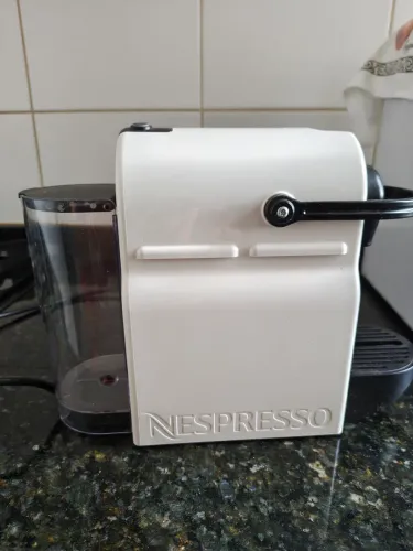 Cafeteira Nespresso Inissia