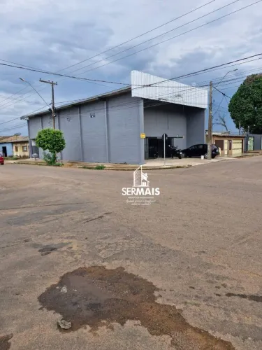 Alugo Galpão de Esquina Excelente Localização!